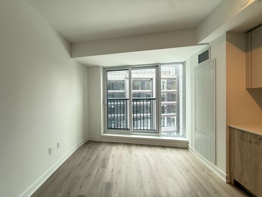 For Lease - 30 Dreamers Way Unit# 536, Toronto, Ontario - Photo 1