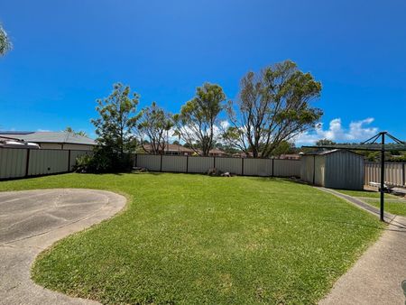 Coffs Harbour, 21 Feran Crescent - Photo 3