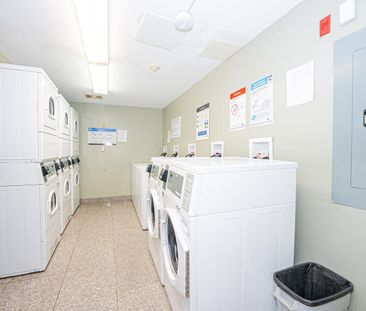 For Lease - 274 Erb Street Unit# 803, Waterloo, Ontario - Photo 6