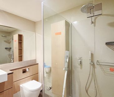 Prime City Living - Fully Furnished 1BED apartment for rent in Melb... - Photo 4