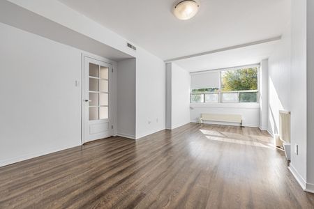 For Lease - 2500 Bathurst Street Unit# 105, Toronto, Ontario - Photo 2