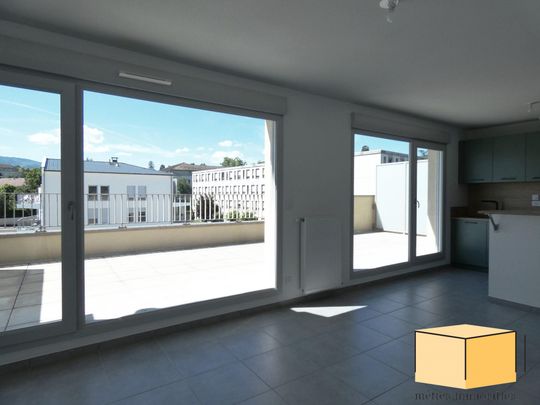 Location Appartement 3 pièces 74m² BELLEY 01300 - Photo 1
