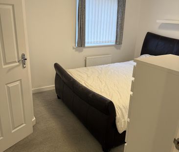 3 bed Semi-detached in Eaglestone Way , Conventry, CV2 2PE - Photo 3