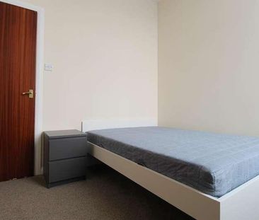 Carmelite Street, First Floor, AB11 - Photo 3