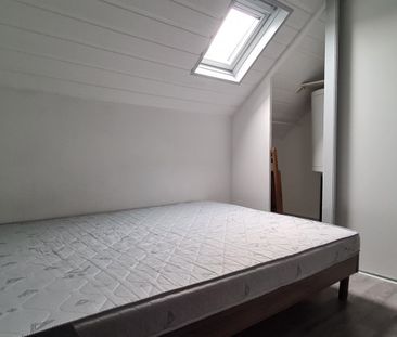 Location Appartement 1 pièce 17m² ARMENTIERES 59280 - Photo 2