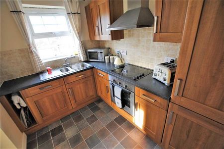 2 bedroom apartment to rent - Photo 3
