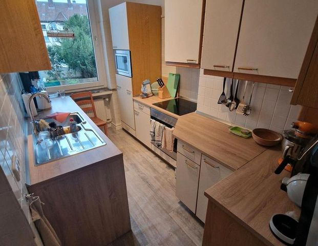 4 Zimmer Wohnung in der List, WG-geeignet, 83qm, 1.OG - Photo 1