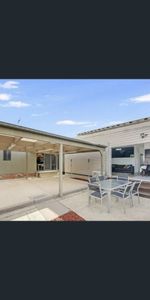 Modern 2-Bed, 2-Bath Home with Double Garage – South Wentworthville - Photo 4