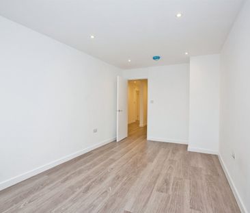 Middle Street - Photo 5