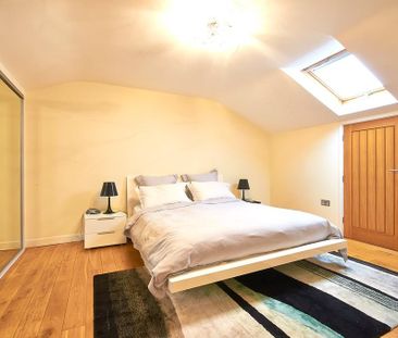 3 bedroom barn conversion to rent - Photo 3