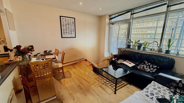 2 bedroom apartment to rent - Photo 1