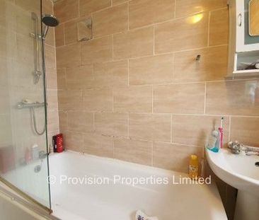 2 Bedroom Properties in Burley - Photo 6