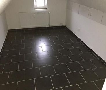 3 Zimmer Dachgeschosswohnung mit Balkon - Photo 3