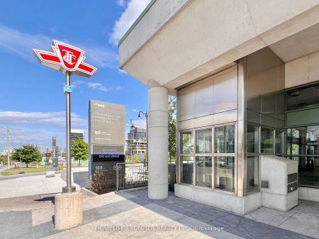 27 Mcmahon Drive #202 - Photo 4