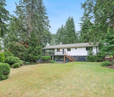 Bright, Spacious Upstairs Suite - Large Covered Deck - Photo 3