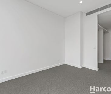 LUXURY APARTMENT LIVING IN THE HEART OF JOONDALUP - Photo 2