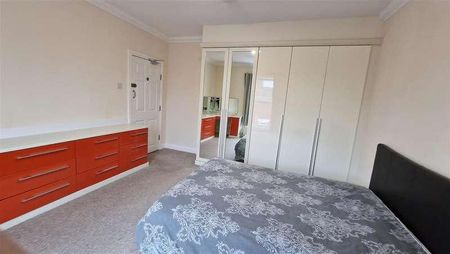 Ways Green, Winsford, CW7 - Photo 2