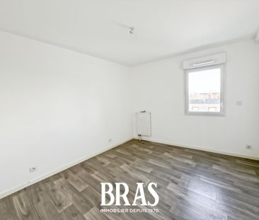 Location Appartement 4 pièces 82m² ST HERBLAIN 44800 - Photo 4