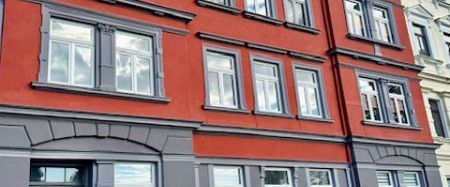 Großzügige Maisonette-Wohnung mit schöner Sicht auf der Rathenaustraße in Annaberg!! - Photo 1