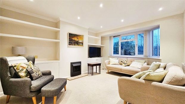 Park Road, Stanwell, Staines-upon-Thames, Surrey, TW19 7NT - Photo 1