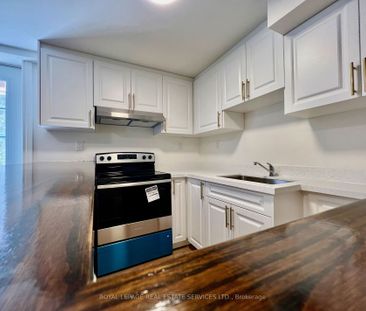 For Lease - 1450 Greenbriar Drive, Oakville, Ontario - Photo 5