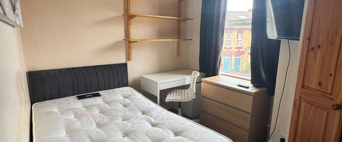 Elmbank Road Room 2 (Double) - Photo 1