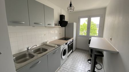 Location Appartement 3 pièces 68m² ANGERS 49000 - Photo 5