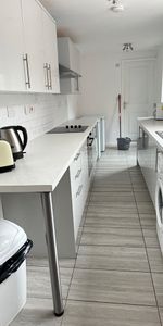 3 Bed Terraced House, Irving Road, CV1 - Photo 3