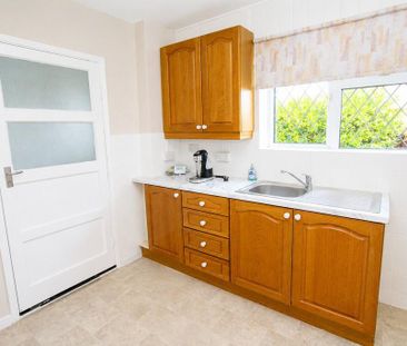 2 bedroom semi-detached house to rent - Photo 2