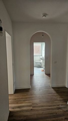 Erstbezug nach Modernisierung: ruhige 84 m²-Wohnung mit Balkon und Gartenmitnutzung - Photo 5