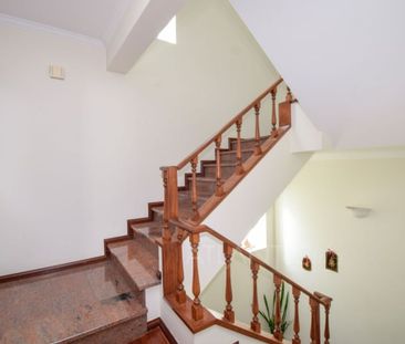 3 room luxury House for rent in Cascais e Estoril, Portugal - Photo 1