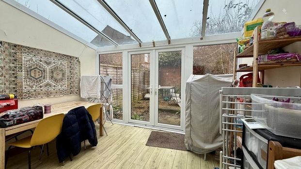 4 bedroom house to rent - Photo 1