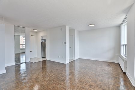 2 Bedrooms - Photo 3