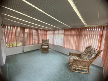 2 bedroom bungalow to rent - Photo 2