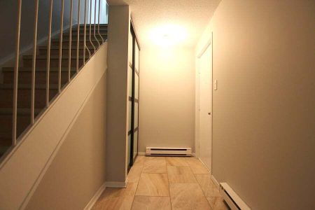 37 Robinson Ave, Sandy Hill, Ottawa, ON - Photo 5