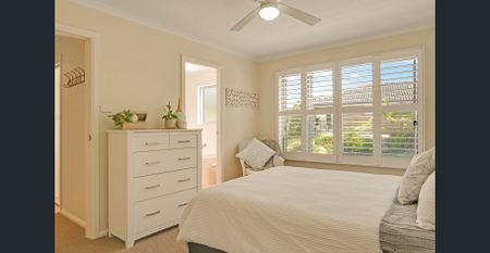 400m walk to beach - call this coastal haven home! - Photo 4