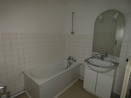 Location Appartement 3 pièces 60m² - Photo 3