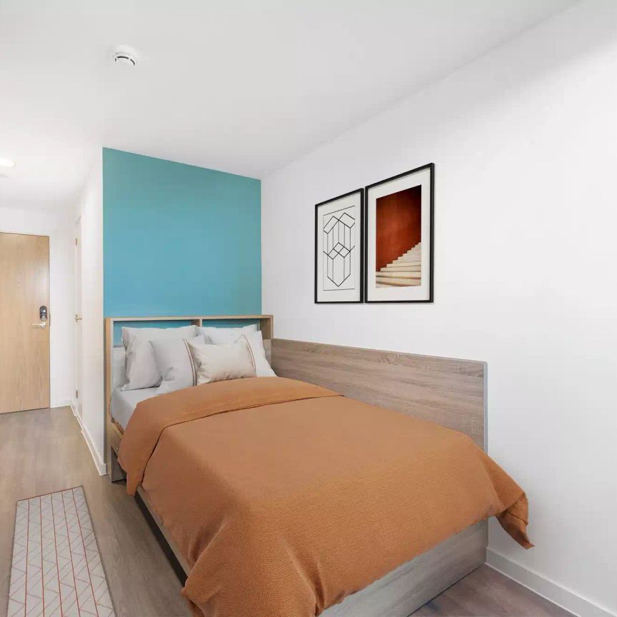 Gold Ensuite - Photo 1