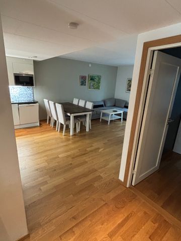 Lilla Marconigatan, Västra Frölunda - Photo 2