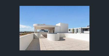 Brand New Luxury 2 Bedroom 2 Bathroom Apartment In the heart of Adamstown - Photo 3