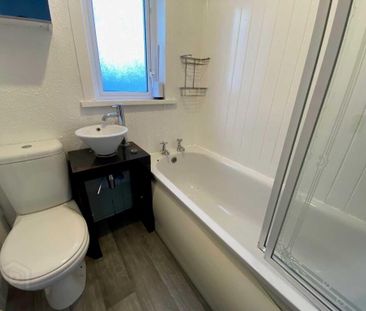 107 Ravenhill Gardens, Ravenhill, Belfast, BT6 8GQ - Photo 2