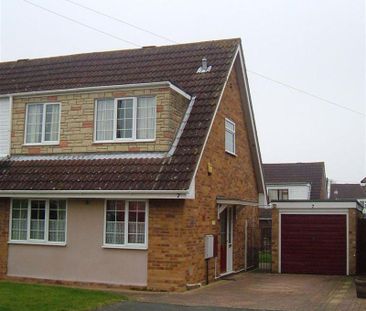 3 bedroom semi-detached house to rent - Photo 2