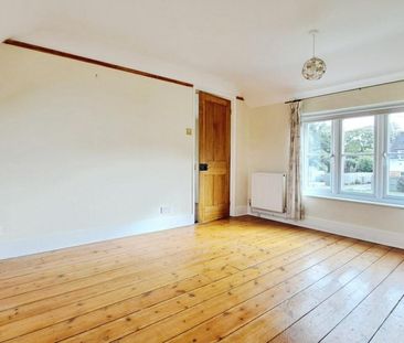 2 bedroom semi-detached house to rent - Photo 4