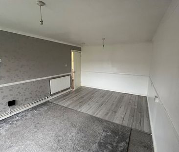 2 Bed Flat, Desborough Court, SE25 - Photo 3