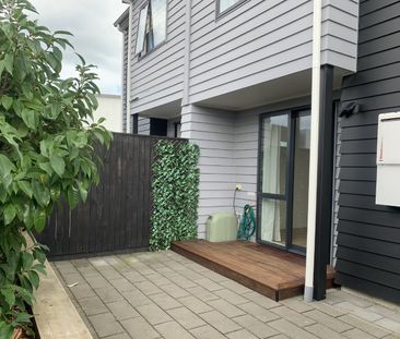 152 Squadron Drive, Hobsonville, Auckland - Photo 2