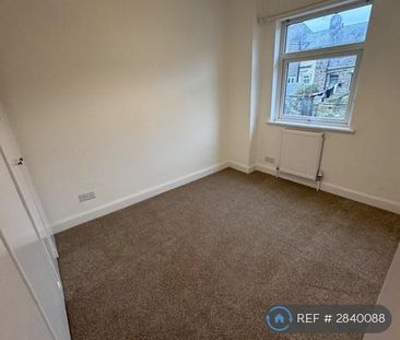 4 bedroom terraced house to rent - Photo 4