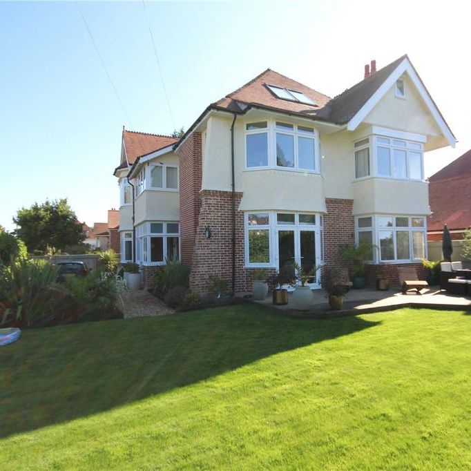 3 bedroom apartment to rent - Photo 1