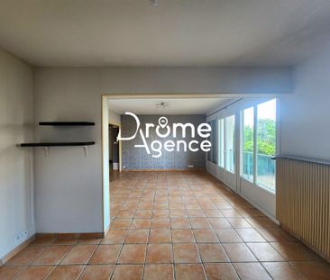 Location Appartement 5 pièces 84m² GUILHERAND GRANGES 07500 - Photo 1