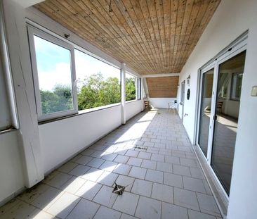 160 m² Wohnung mit Einbauküche und Balkon im schönen Dierscheid. - Photo 2