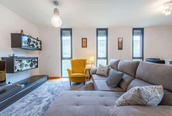 2 Bedroom Apartment with a view, Alto de Algés, Oeiras